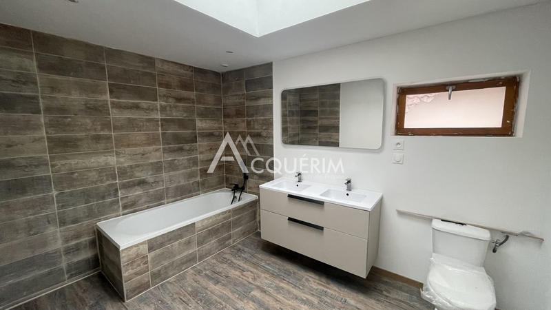 Maison contemporaine - 102 m² - 4 pièces