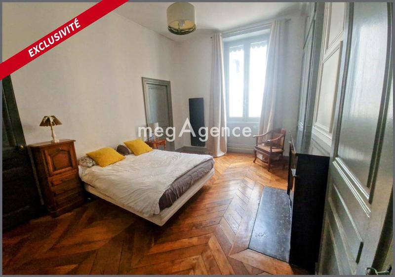 Appartement - 85 m² - 2 pièces