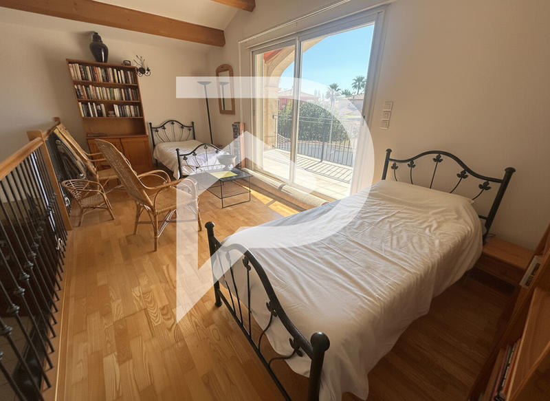 Maison - 138 m² - 4 pièces