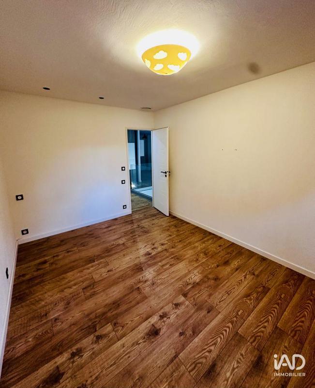 Maison - 135 m² - 6 pièces