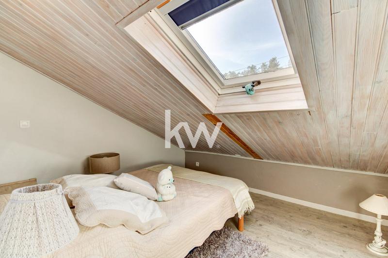 Maison - 110 m² - 5 pièces