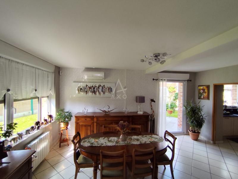 Maison - 106 m² - 9 pièces