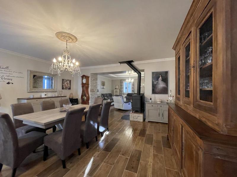 Maison bourgeoise - 450 m² - 9 pièces