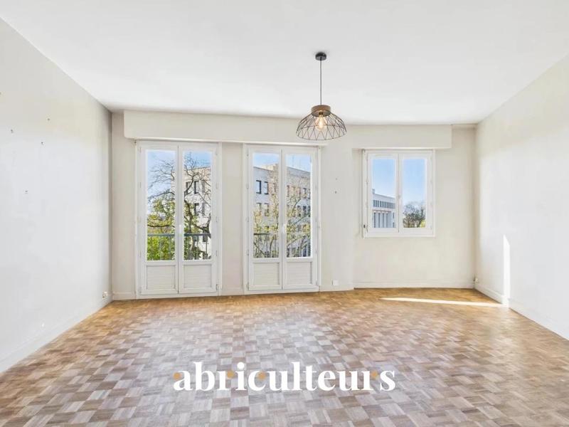 Appartement ancien - 70 m² - 4 pièces