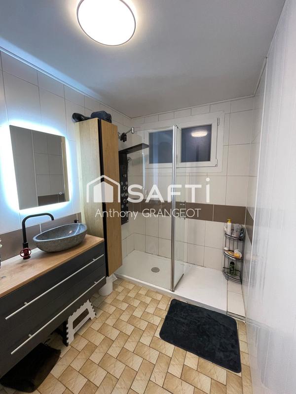 Maison - 108 m² - 6 pièces