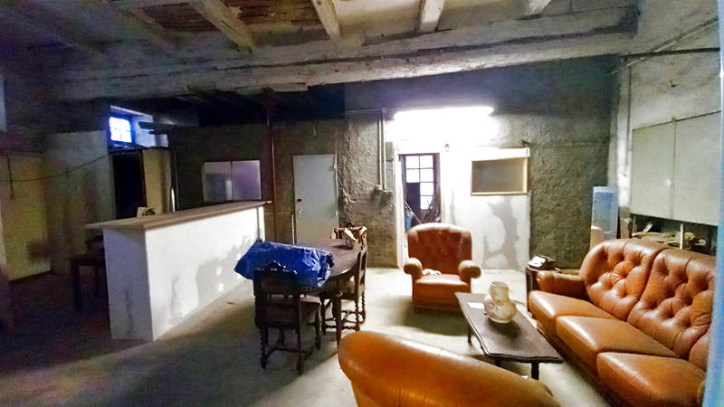 Local d'activités - 300 m²