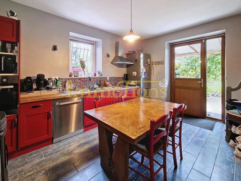 Maison - 140 m² - 6 pièces