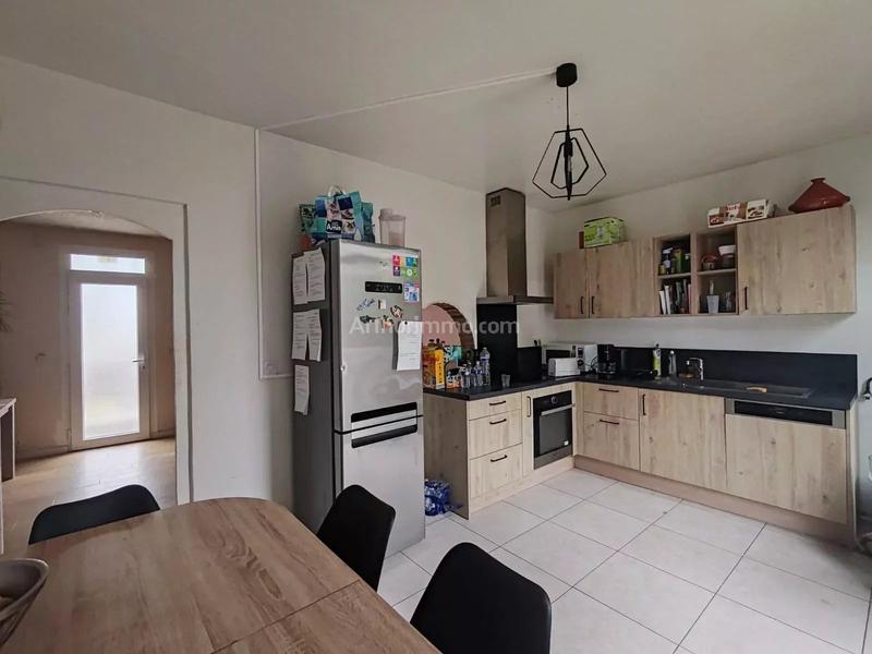 Maison - 90 m² - 5 pièces