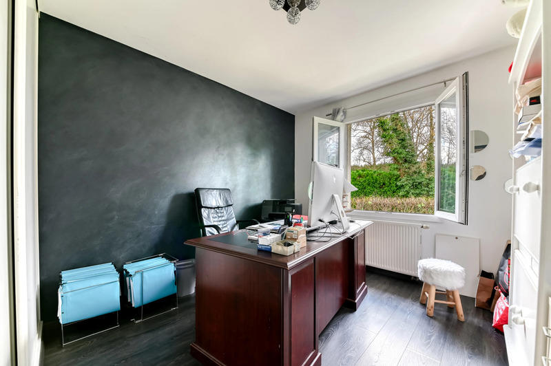 Maison - 200 m² - 7 pièces