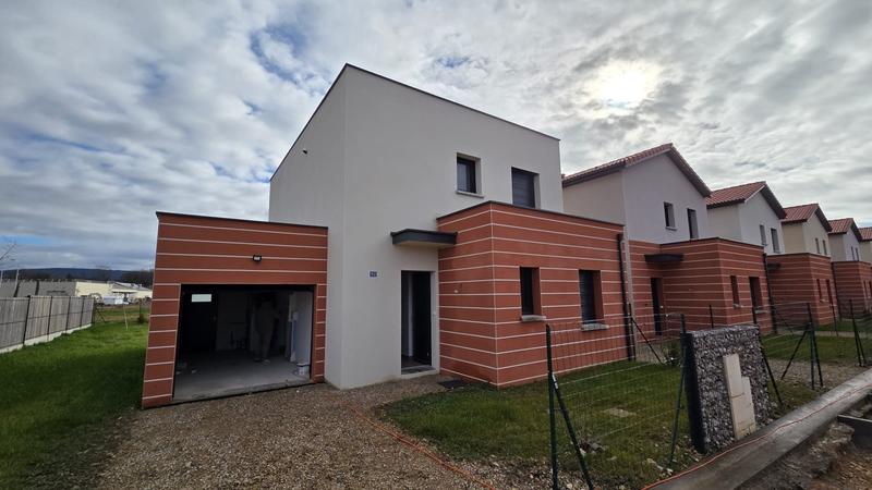 Villa - 104 m² - 5 pièces