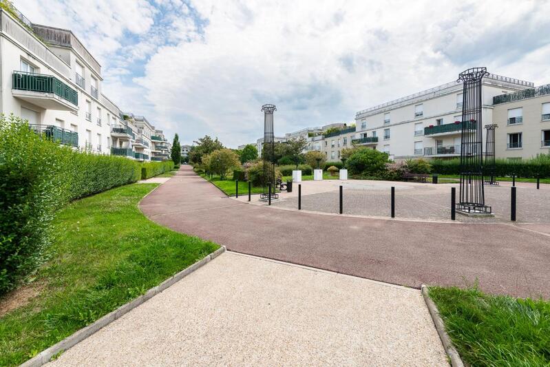 Appartement - 76 m² - 4 pièces