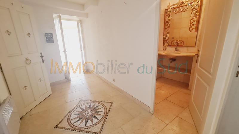 Appartement - 85 m² - 3 pièces