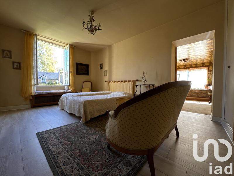 Maison - 320 m² - 9 pièces