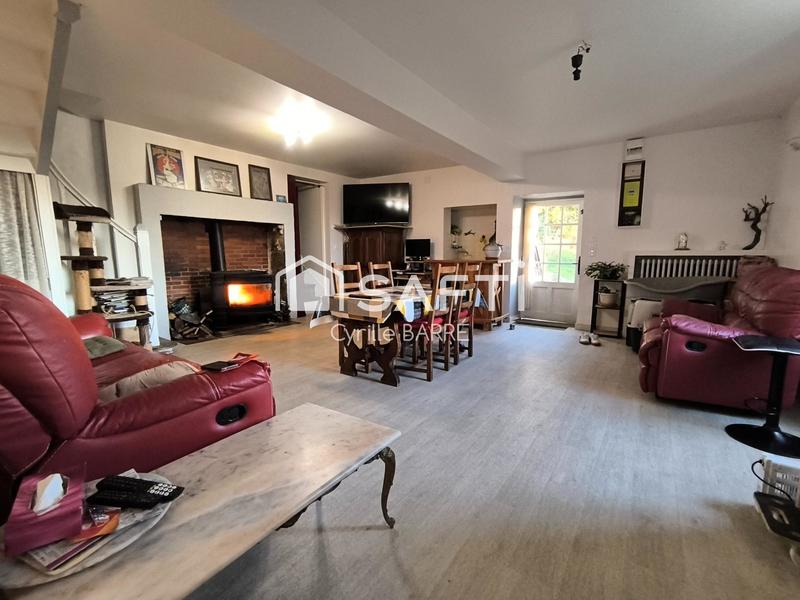 Maison - 140 m² - 5 pièces