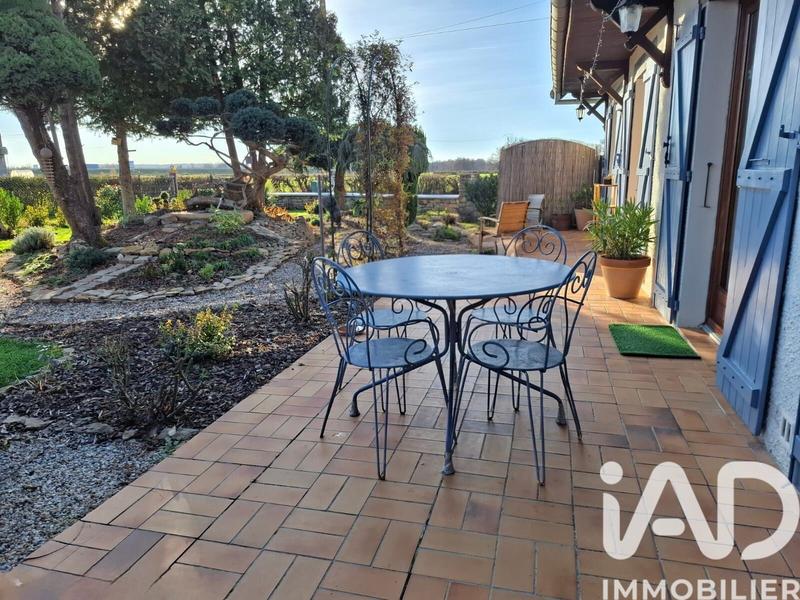 Maison - 200 m² - 6 pièces