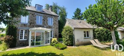 Maison - 93 m² - 4 pièces