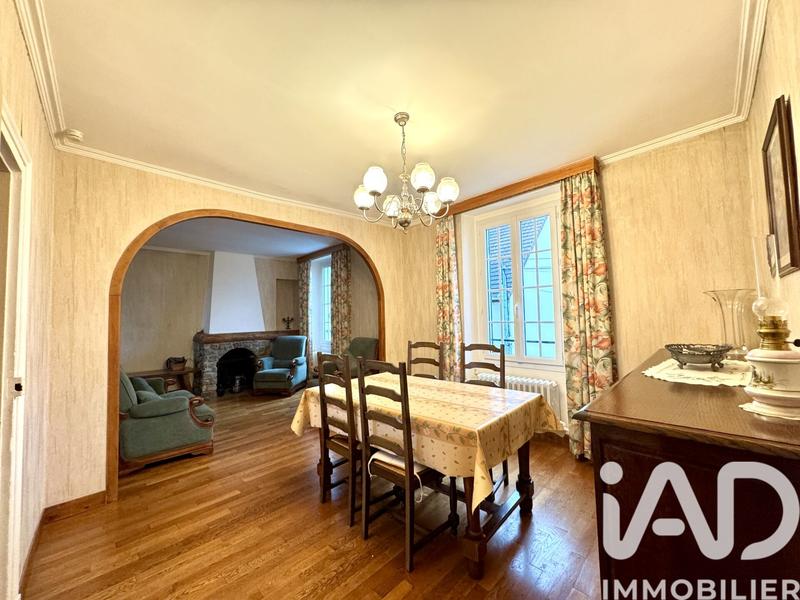 Maison - 130 m² - 7 pièces