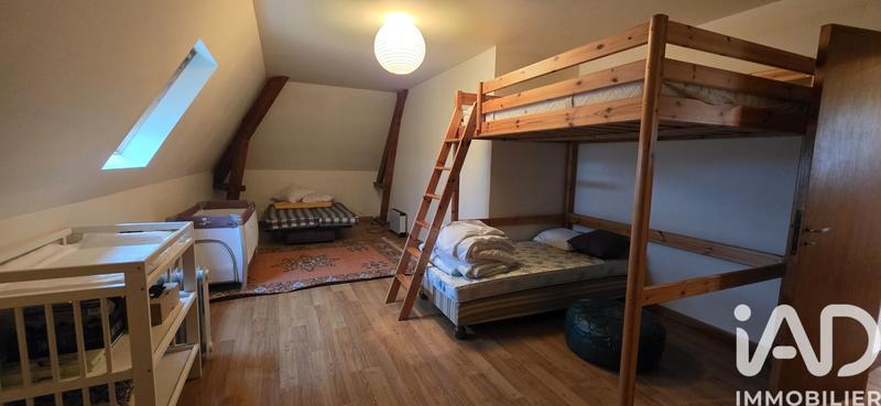 Maison - 167 m² - 6 pièces