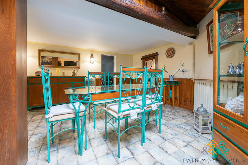 Châlet - 198 m² - 7 pièces