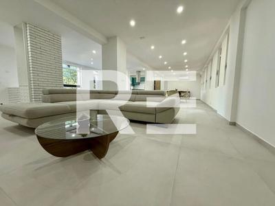 Appartement - 195 m² - 4 pièces