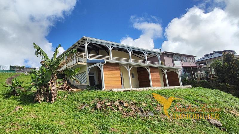 Maison - 158 m² - 5 pièces