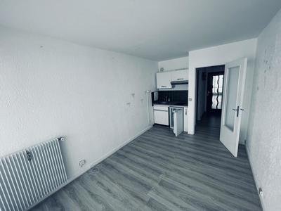 Studio - 18 m² - 1 pièce