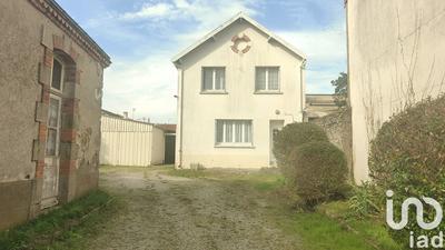 Maison de ville - 148 m² - 13 pièces