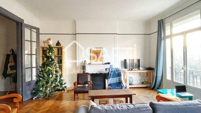 Appartement - 130 m² - 4 pièces