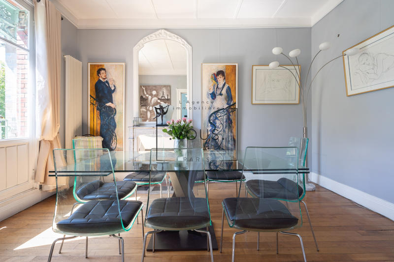 Appartement - 84 m² - 4 pièces