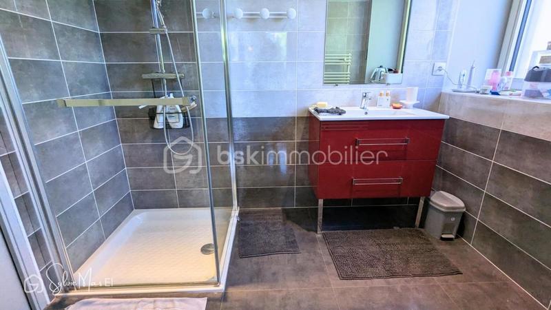 Maison - 313 m² - 10 pièces