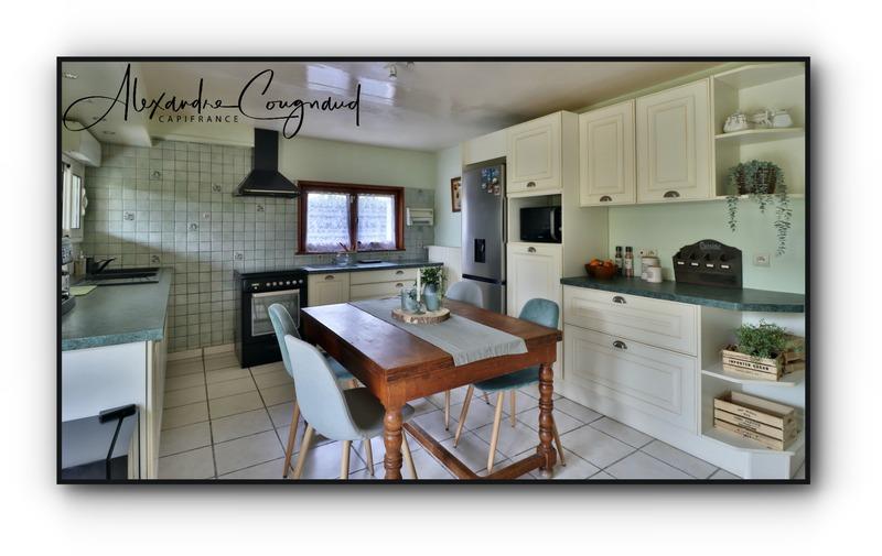 Villa - 208 m² - 8 pièces