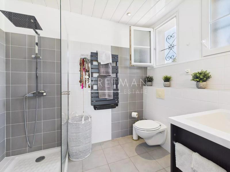 Maison - 183 m² - 5 pièces