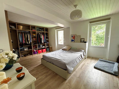 Maison - 215 m² - 5 pièces