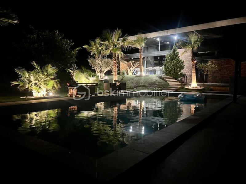 Maison d'architecte - 188 m² - 6 pièces