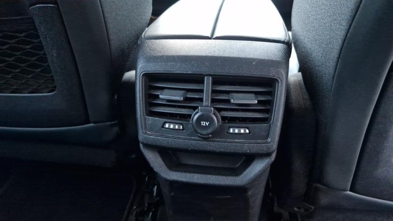 Peugeot 3008 Business hybrid 225 e-eat8 allure