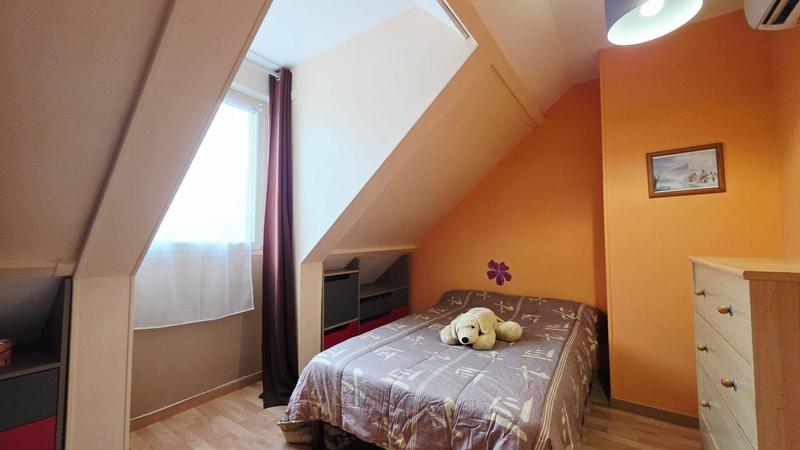 Maison - 166 m² - 8 pièces