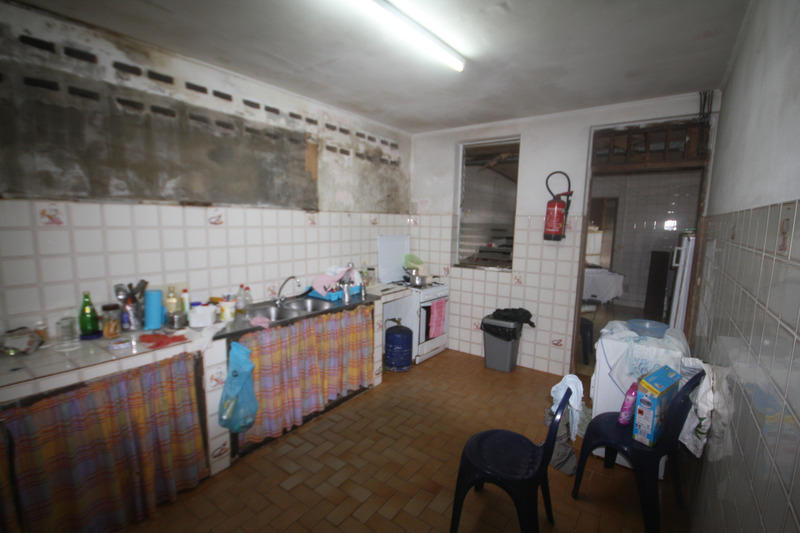 Maison - 230 m² - 8 pièces