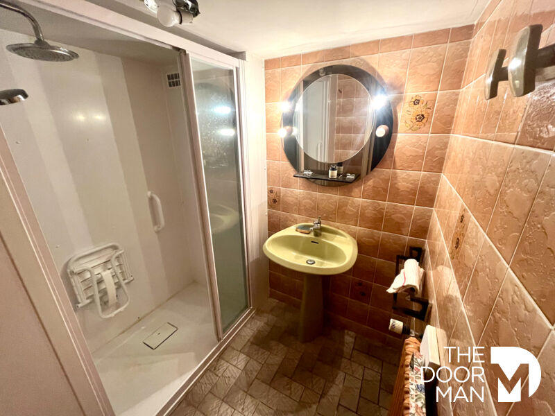 Maison - 155 m² - 8 pièces