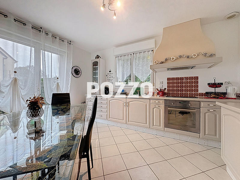 Maison - 84 m² - 4 pièces