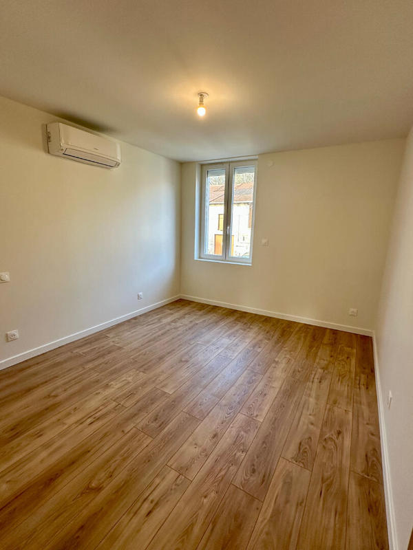 Appartement - 79 m² - 3 pièces