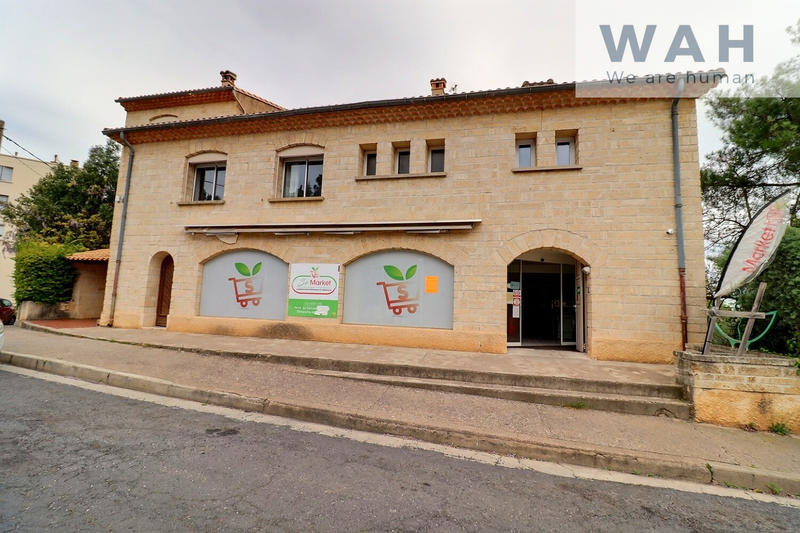 Villa - 364 m² - 9 pièces