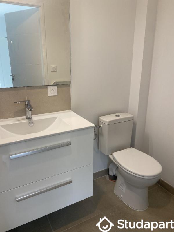 Chambre - 14 m² - 1 pièce