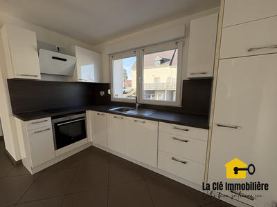 Maison - 92 m² - 5 pièces