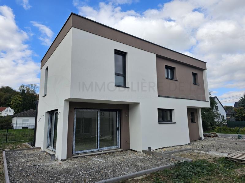 Maison contemporaine - 123 m² - 5 pièces