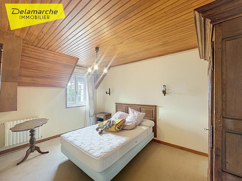 Maison - 151 m² - 7 pièces