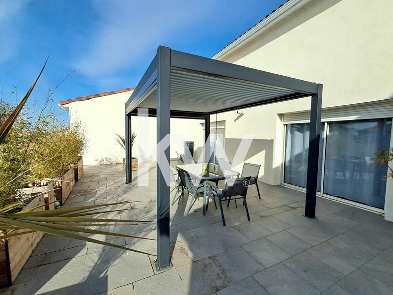 Maison - 191 m² - 7 pièces