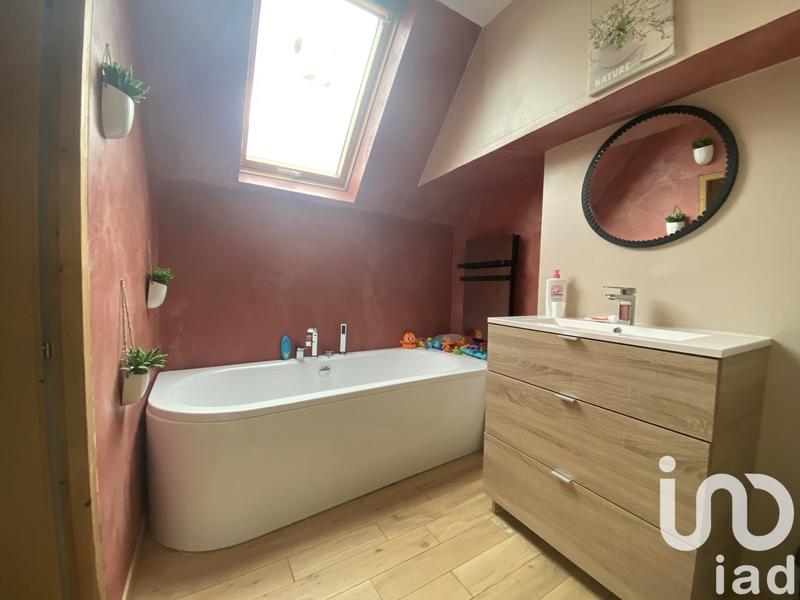 Maison - 100 m² - 5 pièces