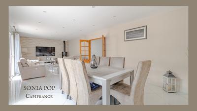 Maison - 140 m² - 8 pièces
