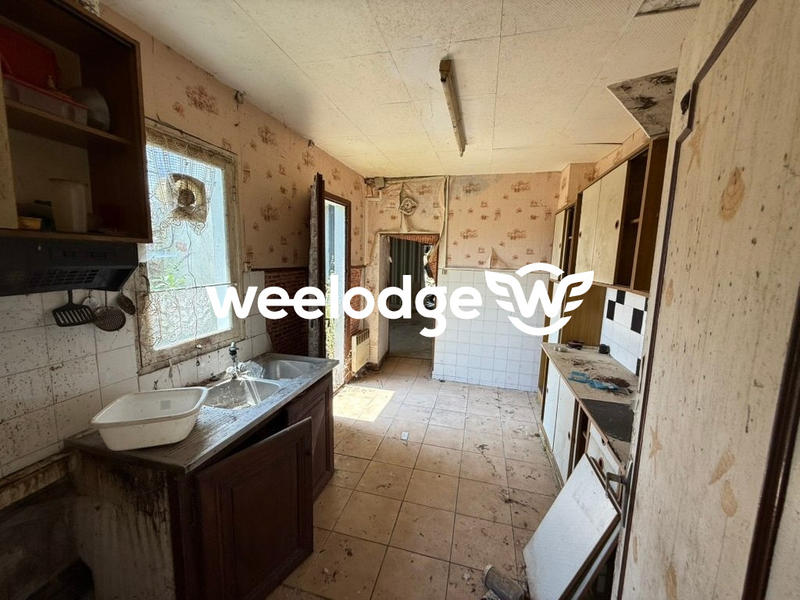 Maison - 186 m² - 1 pièce