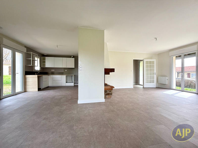 Maison - 106 m² - 5 pièces